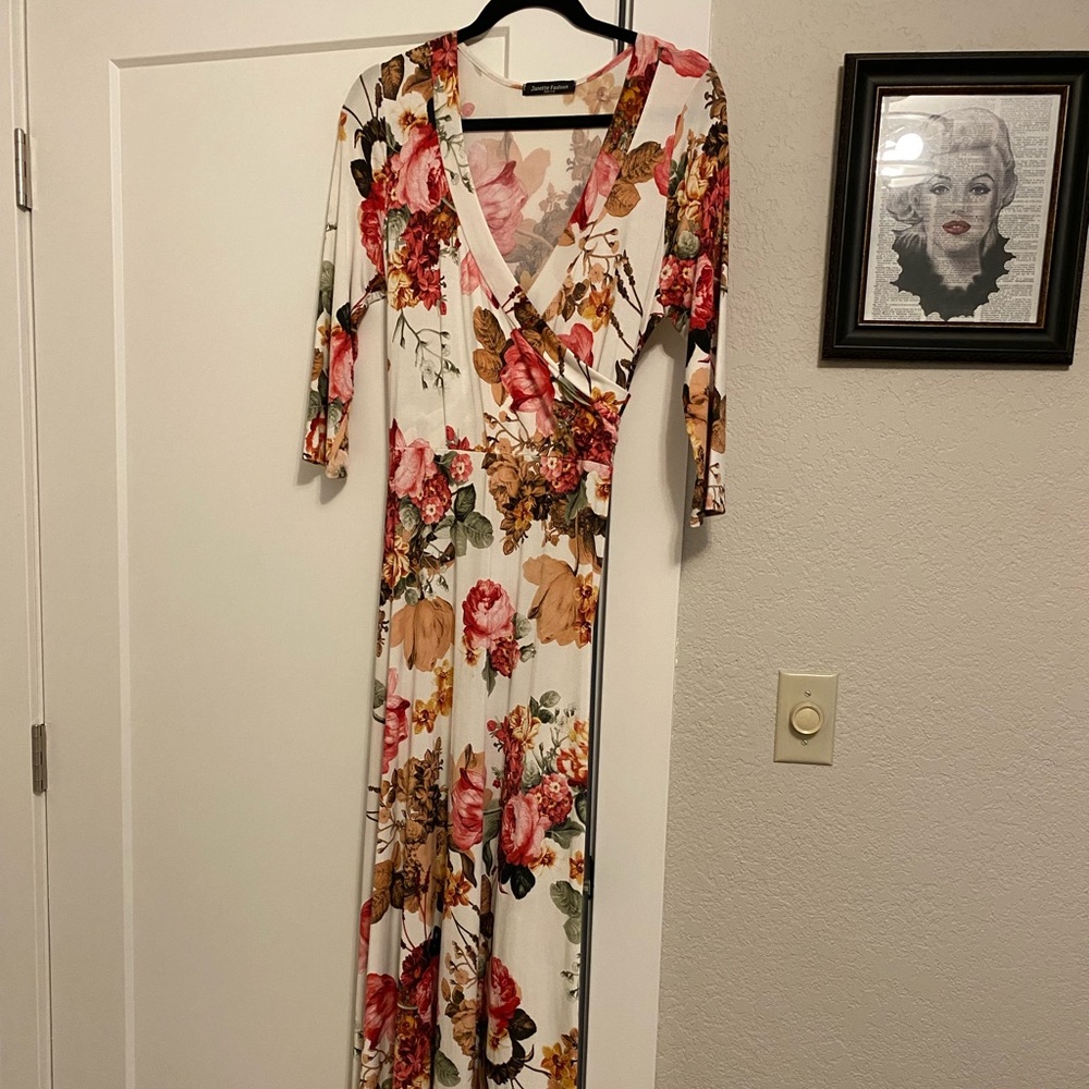 Maxi 3/4 sleeve Floral Printed Dress - XL